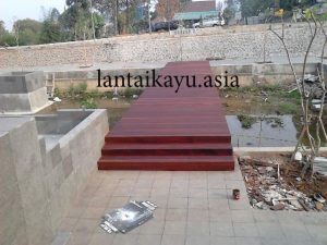 Project Halaman Pusdiklat BPJS Bogor Dengan Kayu Merbau 53 Decking kayu merbau