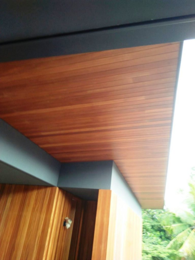lumbershiring plafond kayu