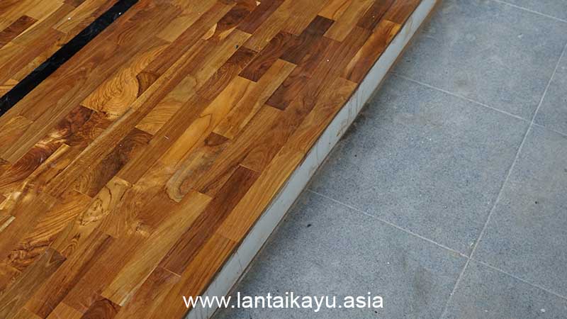 Tutorial Memasang Lantai Parket Kayu Solid Sampai Selesai 32 pemasangan lantai kayu