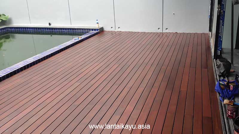Kenali Jenis-Jenis Lantai Kayu Agar Nggak Salah Beli 35 Decking kayu keruing