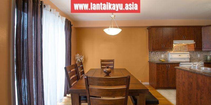 6 Ide Dekorasi Ruang Makan yang Begitu Menginspirasi 20 Maksimalkan Pengaturan Pencahayaan Alami