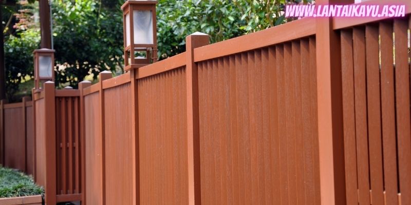10 Contoh Pagar Kayu Minimalis & Rekomendasi Material 22 10 Model Pagar Kayu Minimalis Untuk Rumah - jepang backyard