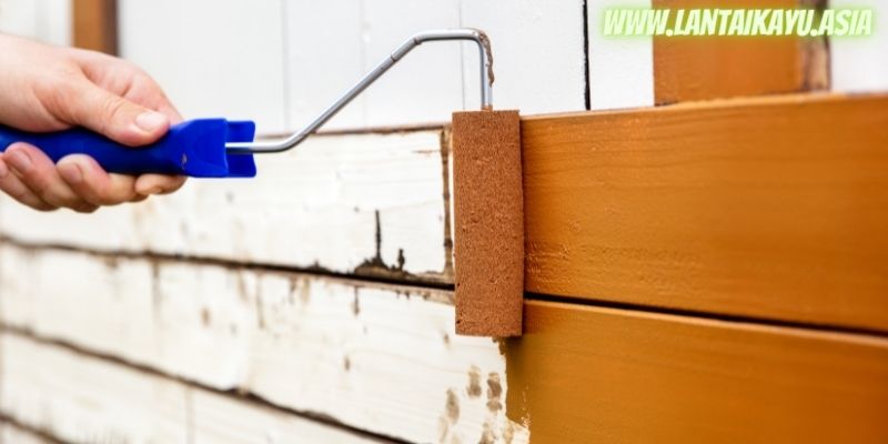 Perbedaan Pernis Kayu dan Plitur, Mana yang Lebih Baik? 20 pengertian plitur kayu