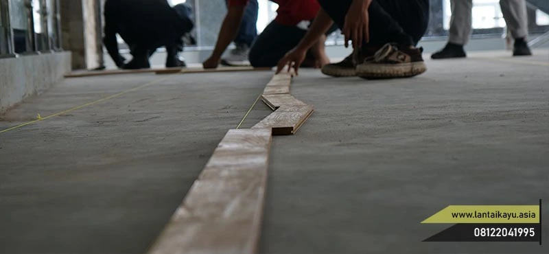Tutorial Memasang Lantai Parket Kayu Solid Sampai Selesai 28 memulai pemasangan lantai kayu
