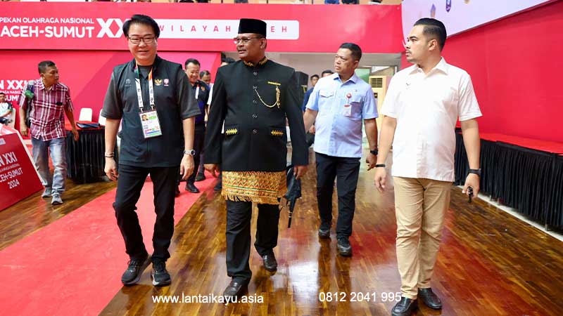 Jual lantai kayu aceh