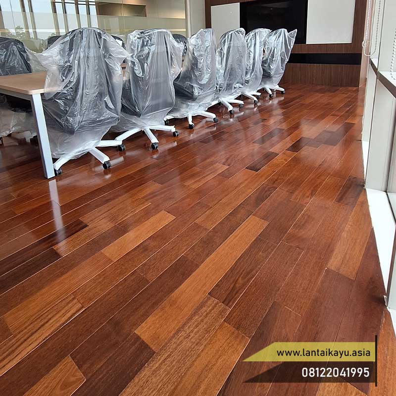 Contoh Terpasang Lantai Kayu Solid Di Kantor, Rekomendasi! 18 Alasan memilih lantai kayu di Kantor