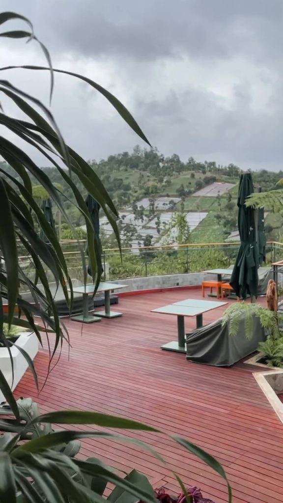 Project Pemasangan Rooftop MAJ Dago 25 jual lantai kayu parket
