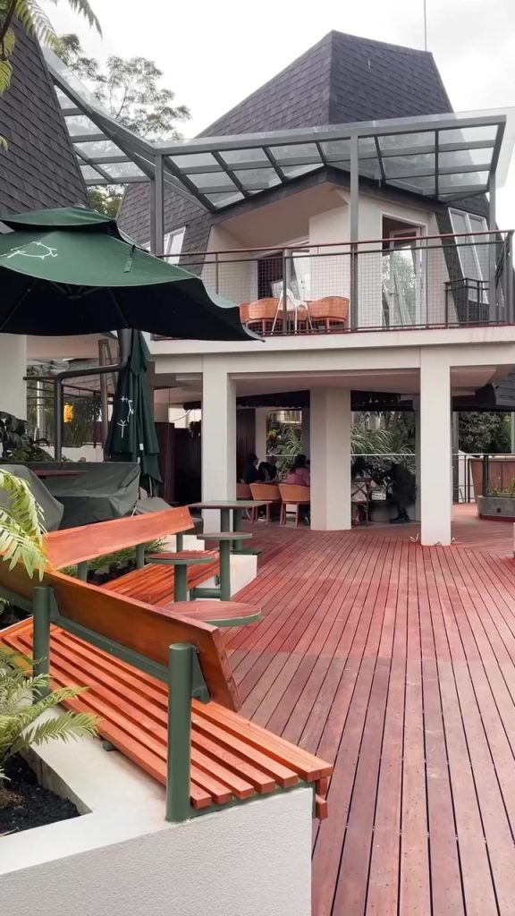 Project Pemasangan Rooftop MAJ Dago 26 jual lantai kayu parket